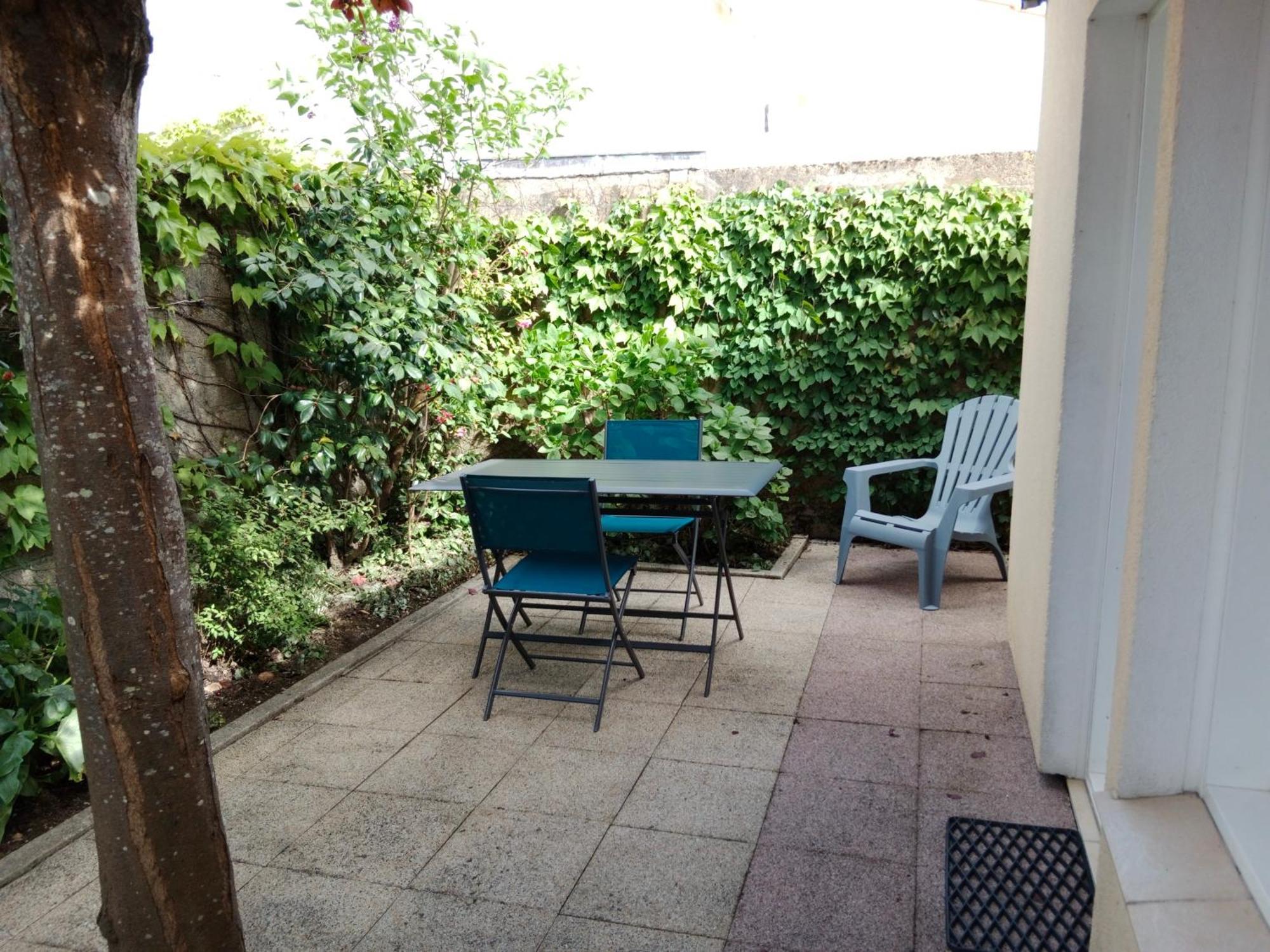 Villa Les Rosiers à Challans Extérieur photo