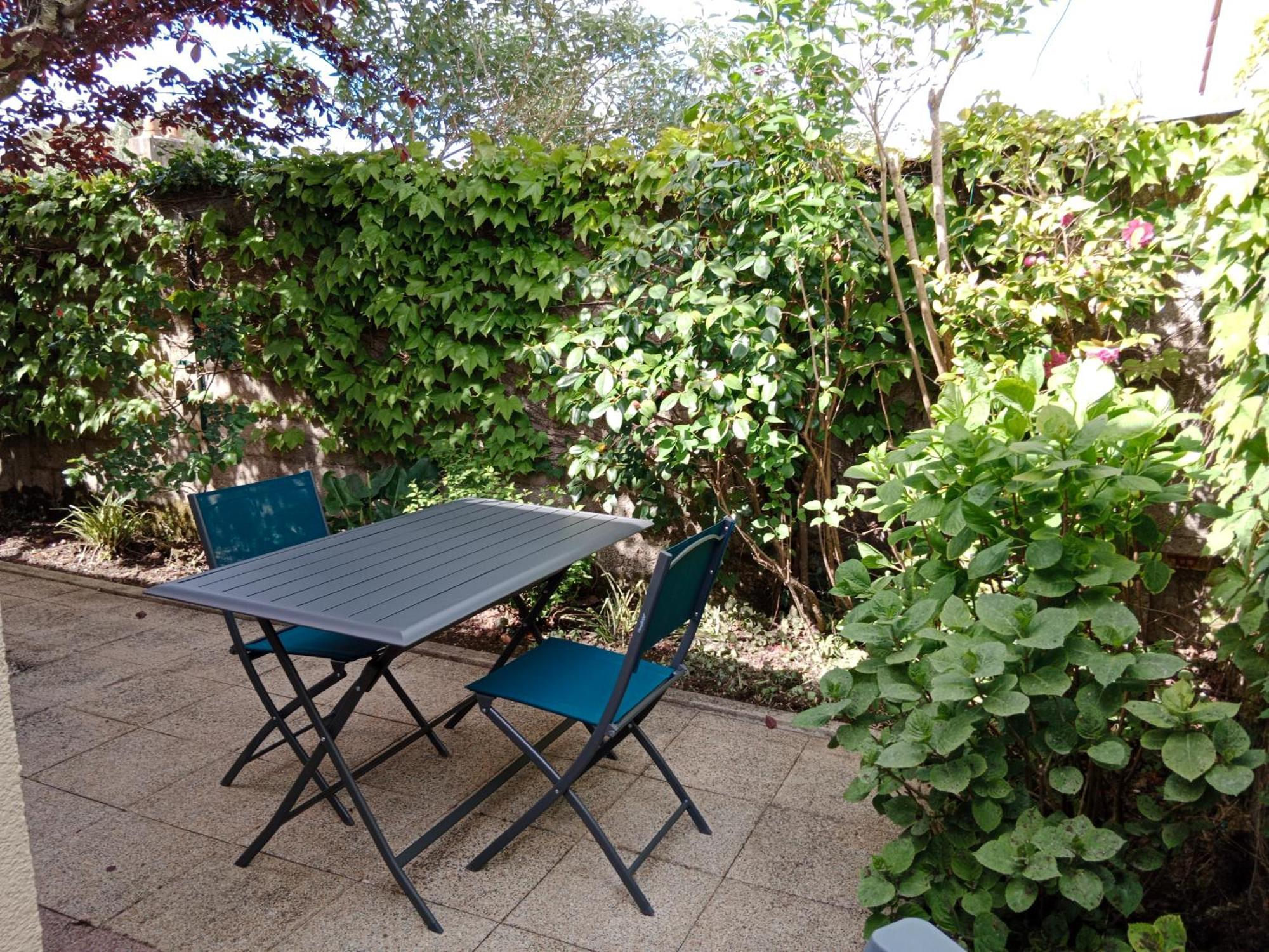 Villa Les Rosiers à Challans Extérieur photo